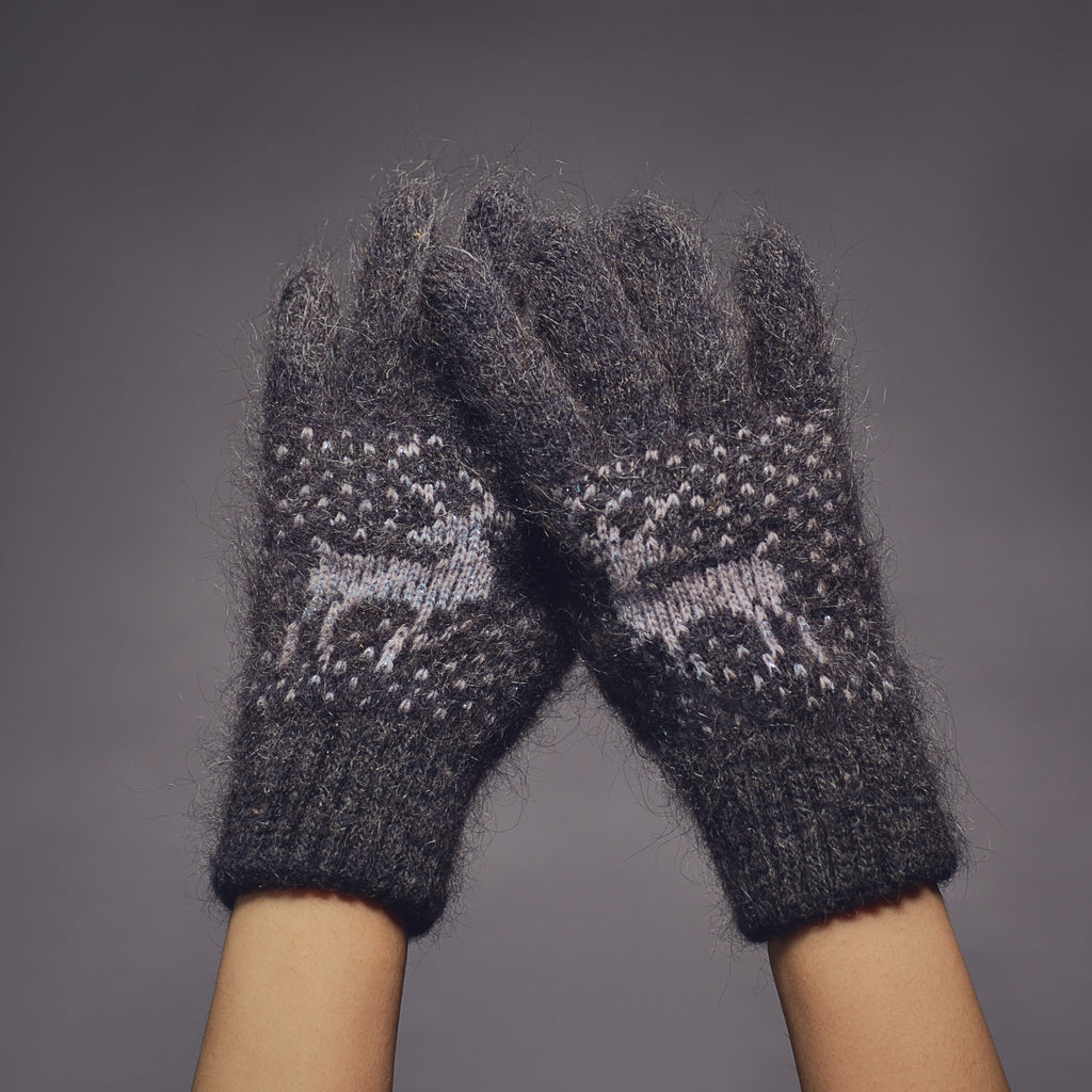 Goat hair thick charcoal goat wool gloves with a light-gray deer design.